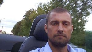 Astra le-a cerut fotbaliștilor să aducă mașinile de la club! De ce s-au panicat jucătorii și cum motivează conducerea gestul | EXCLUSIV