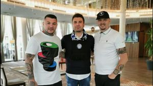 Peluza Sud 97 îl susține în totalitate pe Adi Mutu. „Briliantul" s-a întâlnit cu liderii ultrașilor oltenilor! | EXCLUSIV