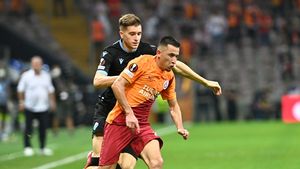 Olimpiu Moruțan și Alexandru Cicâldău, titulari în victoria lui Galatasaray împotriva lui Konyaspor! Fază superbă reușită de fostul jucător al lui FCSB | VIDEO