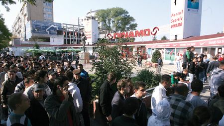 Arde "Groapa"! Biletele la Peluze și la Tribuna a II-a au fost epuizate!