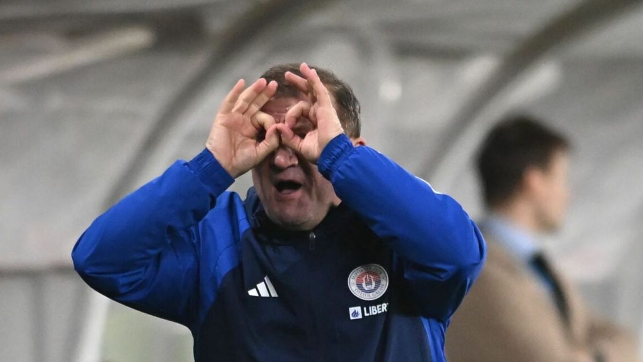 Iureșul lui Dorinel Munteanu. Eliminat în meciul cu Dinamo, antrenorul Oțelului a continuat să înjure și la vestiare și a strigat, în repetate rânduri, că se simte vânat. După partidă părea dezorientat și a acuzat probleme de sănătate. EXCLUSIV