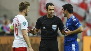 Carlos Velasco Carballo arbitrează Steaua - Chelsea
