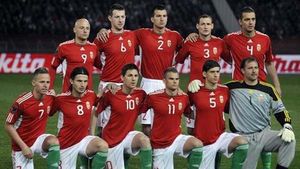 Victoria Slovaciei cu Spania, exemplu pentru unguri: "Faceți și voi așa!". Jucătorii maghiari au fost învoiți de selecționer în ultima zi de cantonament, pentru a petrece timpul cu familiile