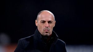 Bogdan Andone laudă eforturile supraomenești ale jucătorilor săi după Hermannstadt - FC Botoșani 1-1: „La fiecare meci joacă cu sabia deasupra capului”