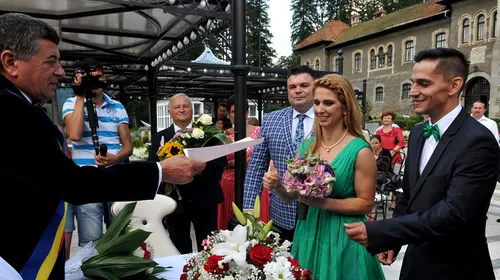 Campioana olimpică Alina Dumitru și Ciprian Sămărghițan au spus „da”, la Bușteni. Lucian Bute i-a păzit îndeaproape