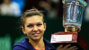 De 50 de ori Halep! Simona - Alize Cornet: 6-4, 6-4. Românca s-a calificat deja în semifinale de pe prima poziție în grupă