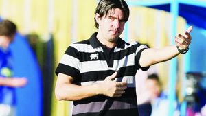 Contra, la Timișoara?** CONDIȚIA ca antrenorul să revină la Poli