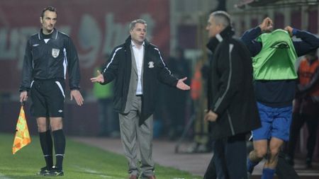 "Nu pot să-i țin pe Grigorie și Cesinha cu forța la Rapid!"** Vezi pe cine a cerut Șumi în locul celor doi mijlocași!