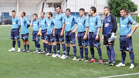 L-au făcut gelos pe Dragomir!** Două echipe din Buzău s-au întrecut în blaturi: 69 de goluri în două meciuri! "Erau așa obosiți să scoată mingea din poartă că au ratat penalty"