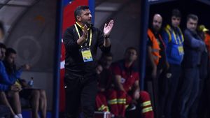 Reacția serii după ce a aflat că Marius Baciu e noul antrenor de la FCSB: „Să nu ne aşteptăm să facă el echipa. Gigi Becali mai trebuie să-l învie pe Ştefan cel Mare!”