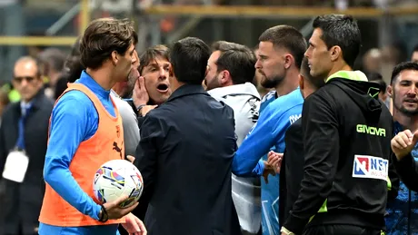 Ce nebunie: Cristi Chivu, eliminat în Parma – Napoli! A fost la un pas de bătaie cu Antonio Conte, care a văzut și el cartonașul roșu