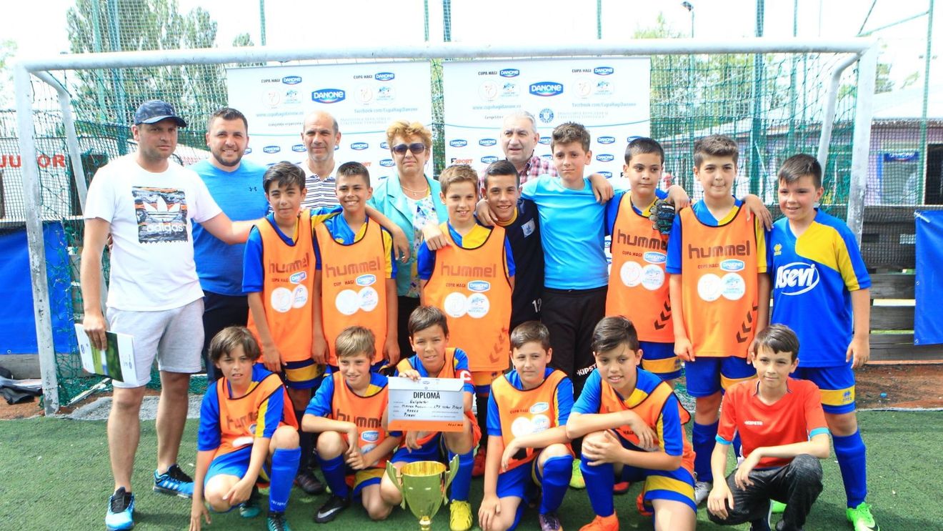 LPS Viitorul a câștigat Cupa Hagi Danone de la Pitești. Școlile din București intră în arenă cu gândul la Mondialul din Spania 2019! 