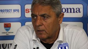 Cârțu are planuri mari la Craiova: "La anul ne putem bate la titlu"