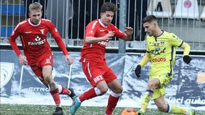 Dinamo a făcut primul transfer bombă pentru viitorul sezon. „Câinii” vor să se bată la titlu cu un fotbalist care a făcut senzație în Superliga: 350.000 de euro pentru internaționalul român U21