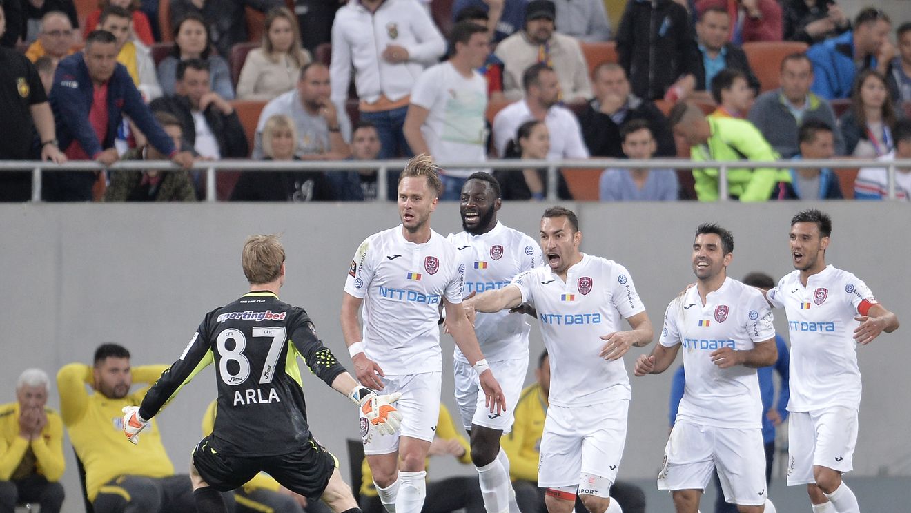 Se mai joacă titlul sau nu? Cu ochii aproape în lacrimi, căpitanul CFR-ului are un strigăt de luptă după egalul cu FCSB. "Pentru că și asta contează!" Cine sunt adversarele celor două pretendente la titlu în ultimele trei runde 