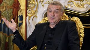 Gigi Becali a fost la un pas să ia unul dintre cei mai buni fundași din Superliga! FCSB a oferit aproape 400.000 de euro clubului, dar mutarea a căzut. De ce a picat totul | EXCLUSIV