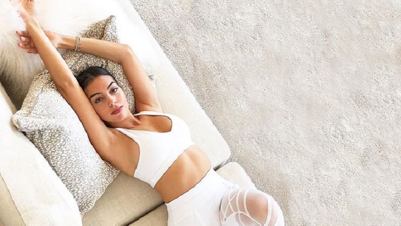 Iubita lui Cristiano Ronaldo, mai sexy ca niciodată! Cum îl așteaptă Georgina pe atacantul portughez acasă | FOTO 