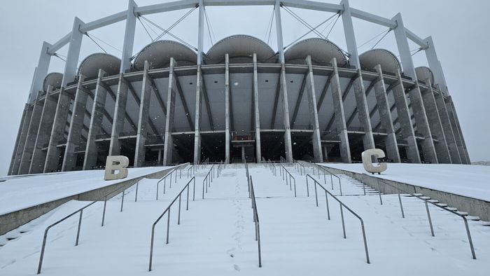 Imagini fabuloase cu Arena Națională la FCSB - PAOK sub cod galben de ninsoare viscolită! Cum arată gazonul cu 72 de ore înaintea partidei din Europa League. EXCLUSIV