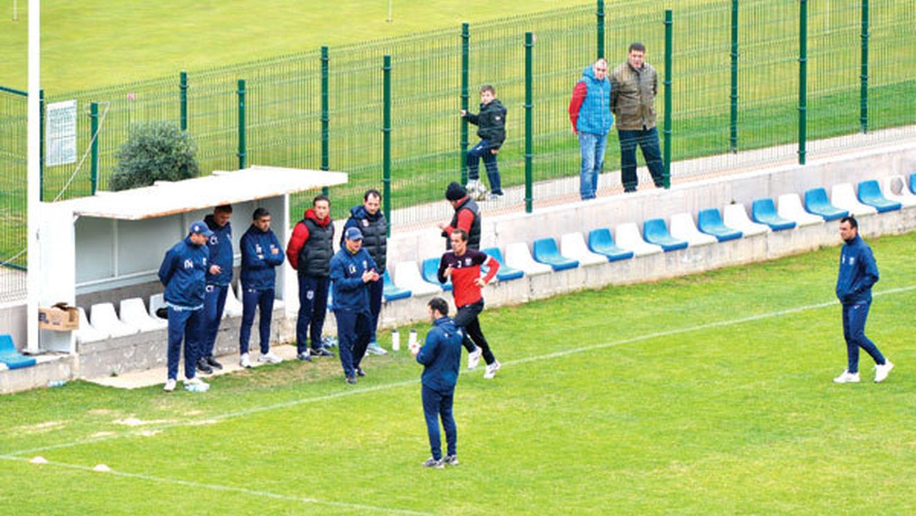 30 de minute până la următorul "transfer" al Stelei!** Strategia lui Reghe prin care vrea să-l convingă pe Becali că merită toți banii