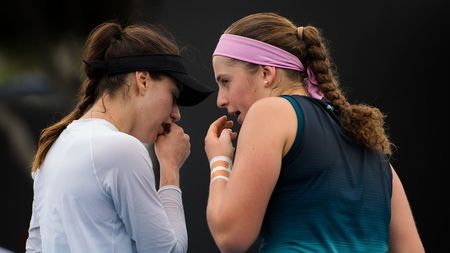 Sorana Cîrstea reneagă prietenia cu Jelena Ostapenko, înaintea meciului de la Wimbledon: „Aș vrea să lămuresc această treabă!"
