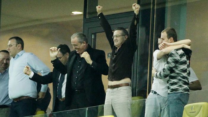 Nikolic&Co pot pune de o nouă petrecere!** :) Vin milioanele la echipă! Steaua are un 'sponsor' la care Dinamo sau Rapid s-au chinuit să ajungă în ultimii ani