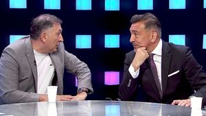 Ilie Dumitrescu și Ion Crăciunescu s-au contrat în direct la TV: „Hagi și-a dat toți banii de acasă / Ai făcut un audit de vorbești?”