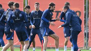 Pleacă sigur de la FCSB, dar destinația e incertă! Decizia luată de Becali e clară. Oferta din Superliga nu l-a convins încă pe jucător: „Trebuie să se înțeleagă cu ei”