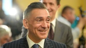 Ilie Dumitrescu a ales primul 11 al FCSB pentru Liga Campionilor, după ce a semnat şi Alibec. Şoc total pentru Becali: marele lui favorit n-a prins echipa lui Mister