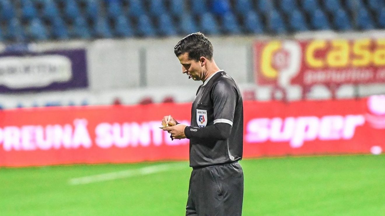 Cine este arbitrul debutant Bogdan Dumitrache, înlocuitorul lui Istvan Kovacs la meciul FC Botoșani - CS U Craiova