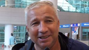 De la regizorul filmului „Mihăiță Pleșan – fanul tuturor”, o nouă producție de mare success: Dan Petrescu, coreean de mic! „Ăsta e visul meu, să îi fac pe fanii lui Jeonbuk fericiți!”