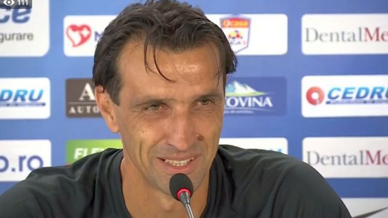 Vintilă, ironizat după declarațiile ciudate: "Daaa, s-a jucat de la egal la egal. Dar scorul corect trebuia să fie 7-1 sau 8-2. Cum să te bați cu CFR? Păi Clujul are 10-0 la antrenori"

