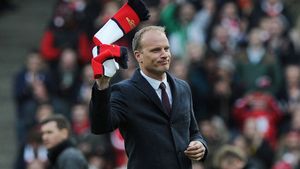Bergkamp, cerut de fani manager la Arsenal: "Încă nu este momentul!" Doi foști colegi, doriți în viitorul staff al olandezului