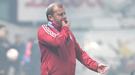Ungurii s-au lămurit deja cu Dorinel Munteanu. Maghiarii au avut nevoie de numai două meciuri pentru a da verdictul despre antrenorul echipei finanțate de Viktor Orban