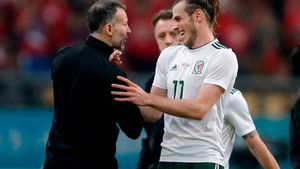 Marele Giggs se înclină în fața lui Bale! "E cel mai bun fotbalist galez pe care l-am văzut vreodată"
