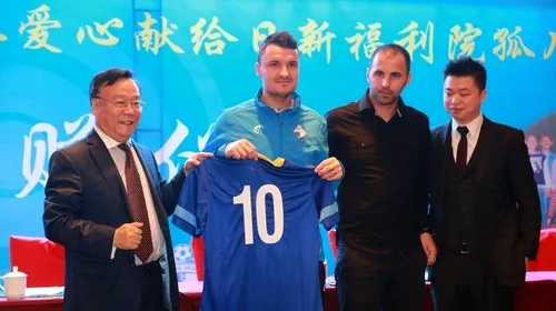 Budescu a fost prezentat la noua sa echipă! Românul va purta tricoul cu numărul 10