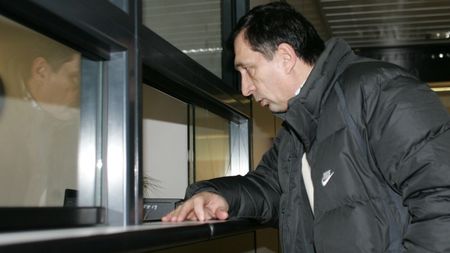 "Valoarea arbitrilor asistenți din România este** foarte scăzută"