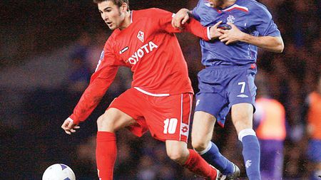 Fiorentina debutează în Ligă