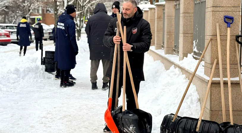 CS Gloria Bistrița are și o achiziție de la FCSB, iar Nicolae Grigore testează și alți jucători, inclusiv la dat zăpada cu lopata prin oraș!