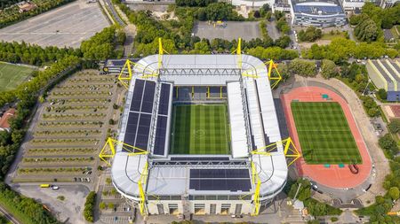 Au crezut că nu văd bine! Au pus cea mai mare instalație fotovoltaică din lume de pe acoperişul unui stadion şi au dat lovitura la factură