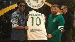 Ronaldinho a ajuns în Cecenia și a primit tricoul cu numărul 10! FOTO | Moment special la primul meci după ce fosta echipă a lui Torje și Grozav și-a schimbat numele