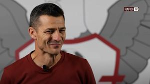 Costel Gâlcă le face o mare promisiune fanilor Rapidului: „De asta am venit aici”