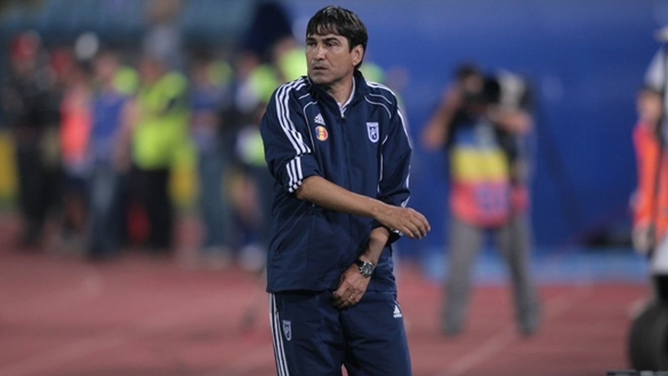 Românul care a câștigat 1,3 milioane de euro din poker, "profesor" pentru Pițurcă!** Cum îl descrie pe fostul stelist