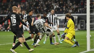 Răzvan Lucescu a încheiat anul în stil de mare campion. PAOK a învins cu 6-0 în deplasare și termină anul pe primul loc în Grecia