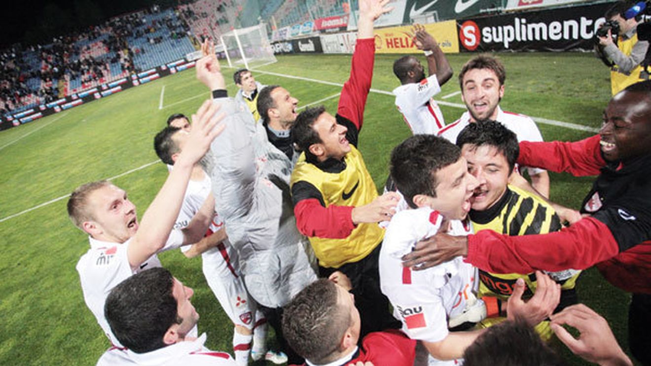 Obiectivul "câinilor" pentru finalul sezonului:** "Bateți Steaua, încurcați Poli Timișoara!"