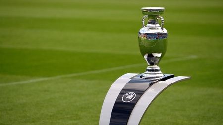 Cine câștigă EURO în acest an?** Beckenbauer nu crede în surprize: "Mizez tot pe o finală Spania - Germania!"