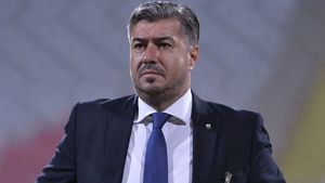 Fostul fotbalist și campion cu Steaua, ridicat de polițiști într-un dosar de corupție! Ce acuzații i se aduc: a fost cercetat și într-un dosar de prostituție