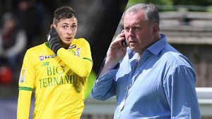 "El este responsabil. Emiliano nu a vrut nicio secundă să urce în avion" Prietenul lui Emiliano Sala a rupt tăcerea și l-a arătat cu degetul pe vinovatul tragediei 