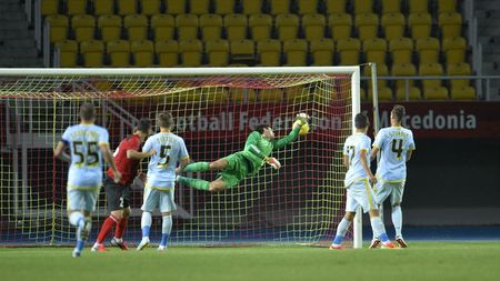 I-a făcut mici pe steliști, dar Dinamo tot nu a găsit bani pentru el! Atacantul este la un pas de un contract în Polonia