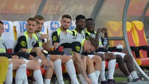 Gigi Becali a dat afară doi fotbaliști de la FCSB, după meciul modest cu Shkendija. Decizia e criticată de fostul portar al roș-albaștrilor: „Nu poți să faci asta după două luni”