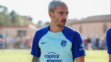 Atletico Madrid îl scoate la vânzare pe superstarul Antoine Griezmann pentru a face rost de banii necesari aducerii lui Cristiano Ronaldo, de la Manchester United!
